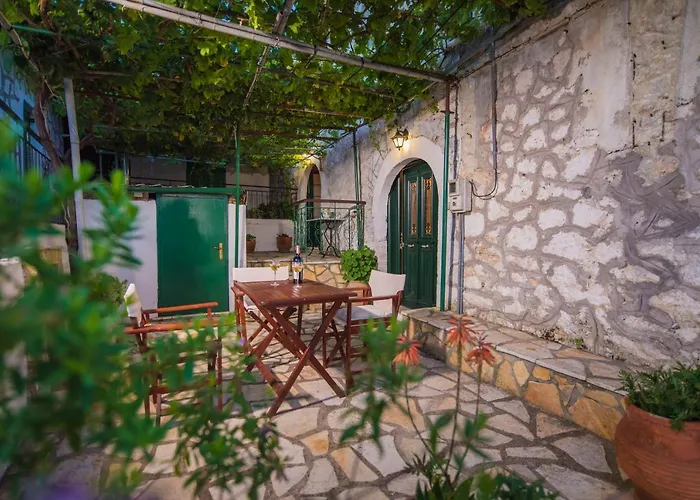 Filippa's Katoi Appartement Drymon