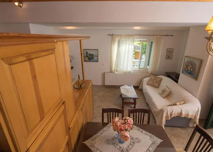 Filippa's Katoi Appartement Drymon